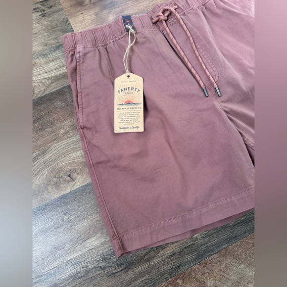 New, Faherty Essential Drawstring Short - Picture 2 of 12
